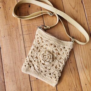 🌻cream crochet crossbody bag purse
